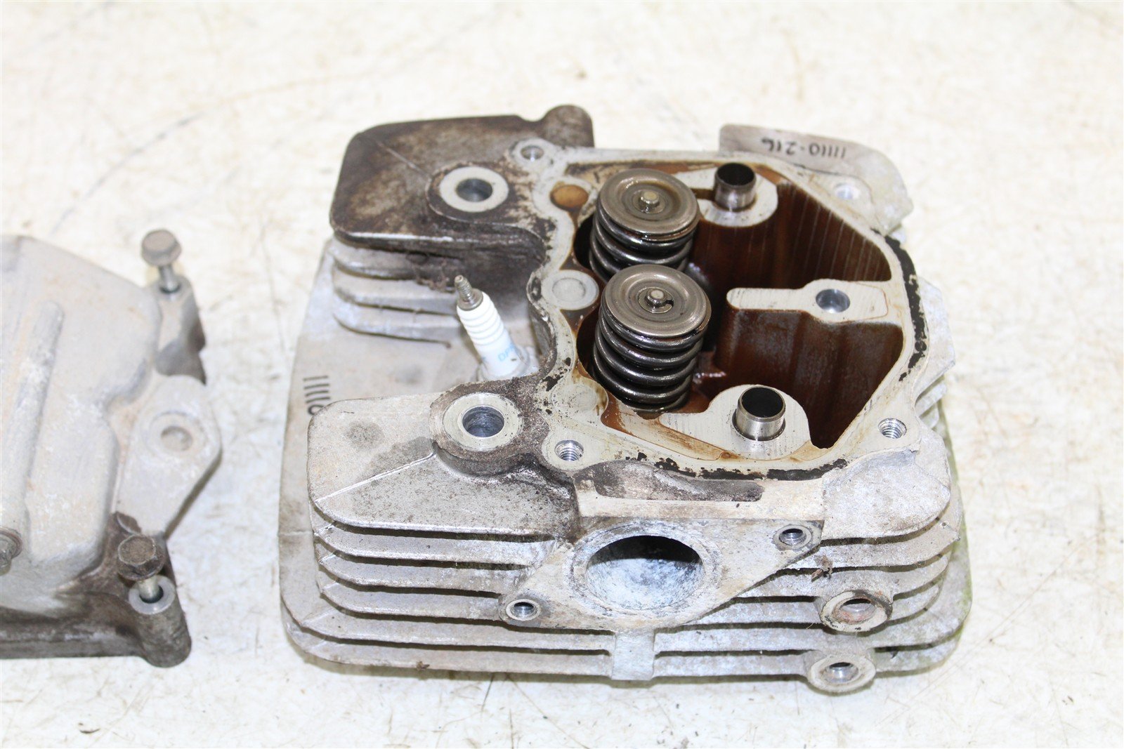 2004 Honda Rancher 350 ES Cylinder Head Valve Cover Intake Exhaust 11110