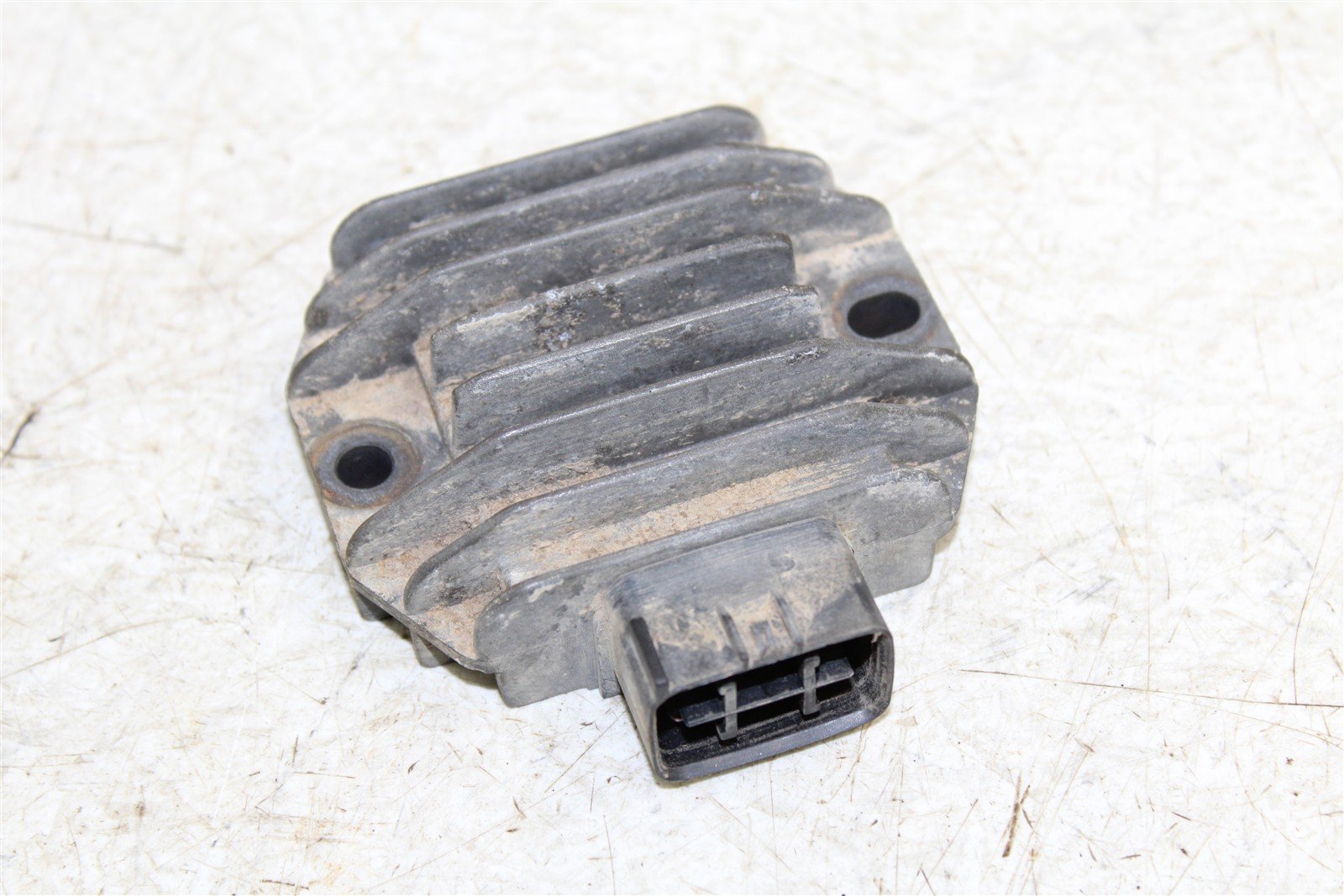 2002 Yamaha Big Bear 400 4x4 Voltage Regulator Rectifier 50115