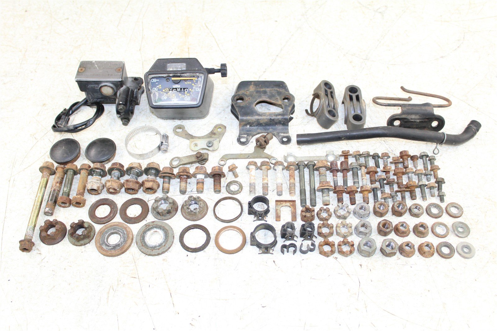 2002 Yamaha Big Bear 400 4x4 Chassis Bolt Kit Hardware Speedometer Bracket 50115