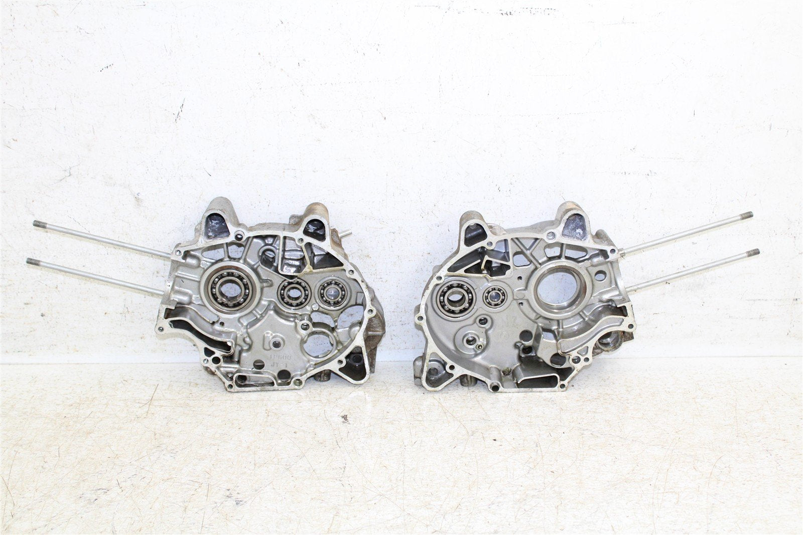 2006 Yamaha TTR 50 E Engine Cases Crankcase Motor Left Right 55070