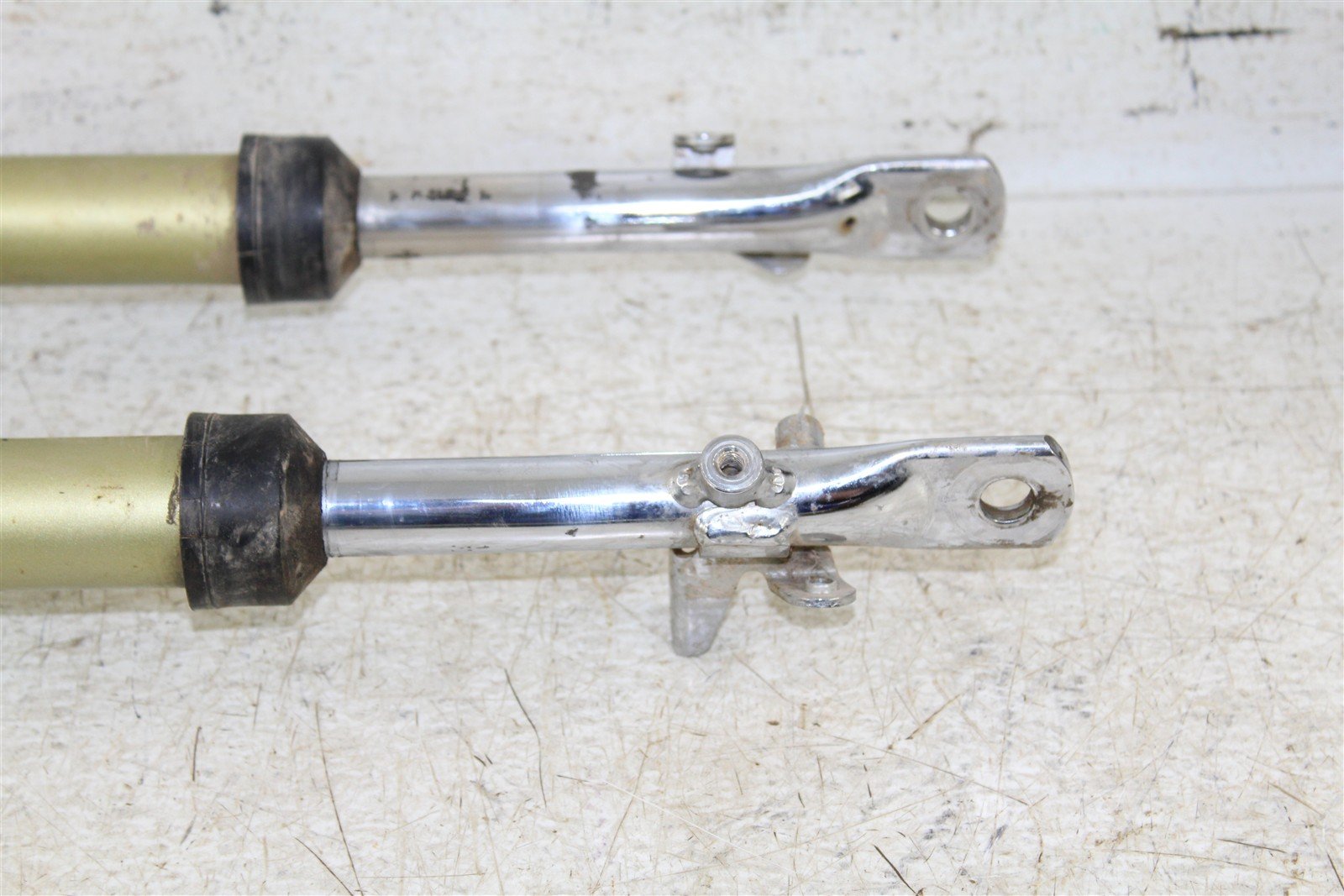 2006 Yamaha TTR 50 E Fork Tubes Front Suspension Triple Clamps 55070