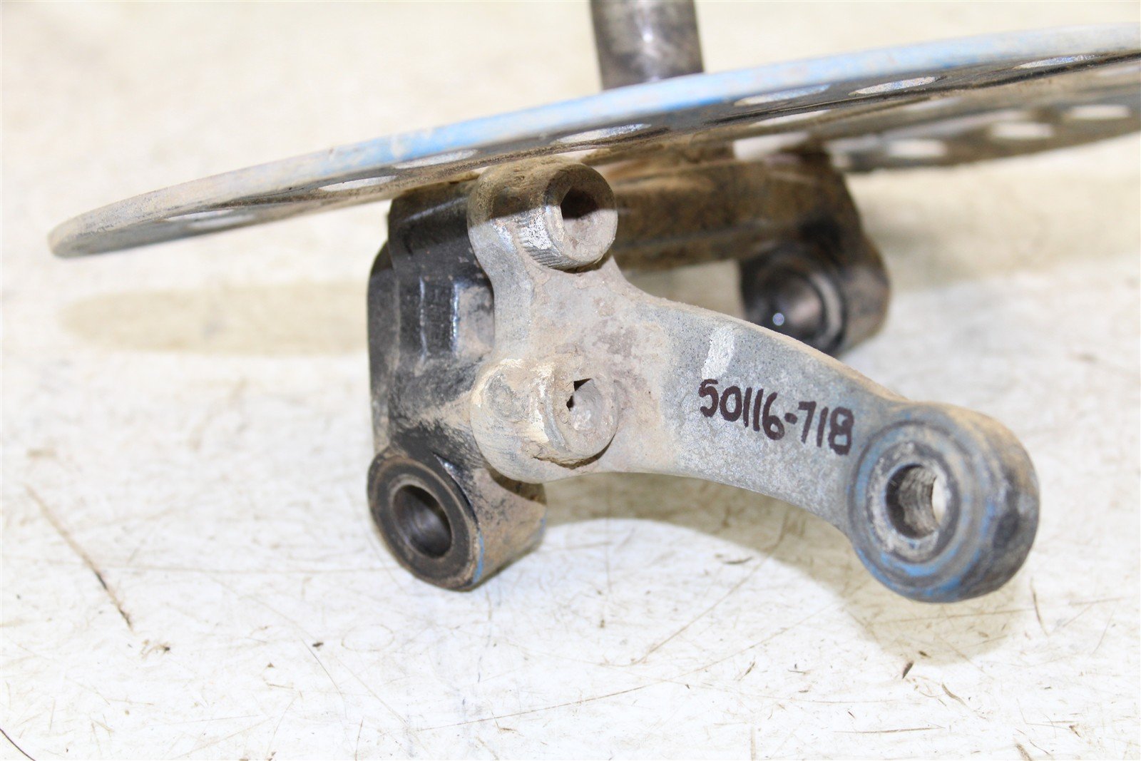 2008 Yamaha Raptor 250 Front Right Spindle Knuckle 50116