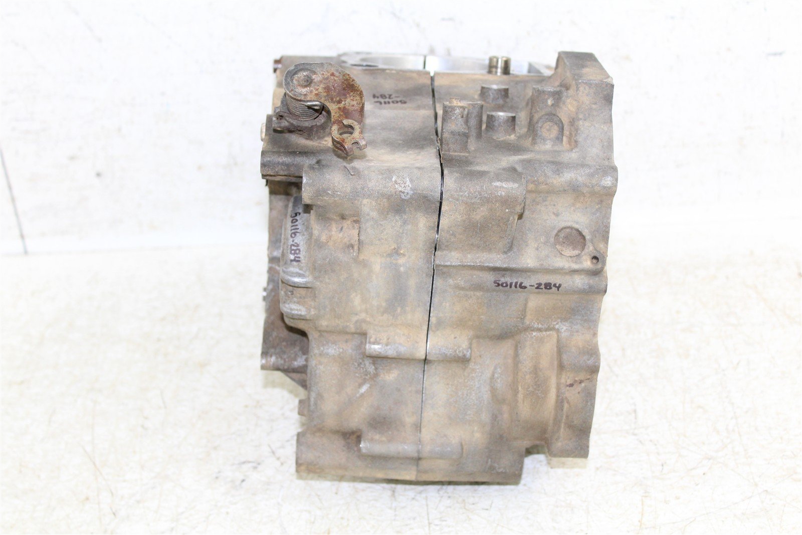 2008 Yamaha Raptor 250 Engine Cases Crankcase Left Right 50116