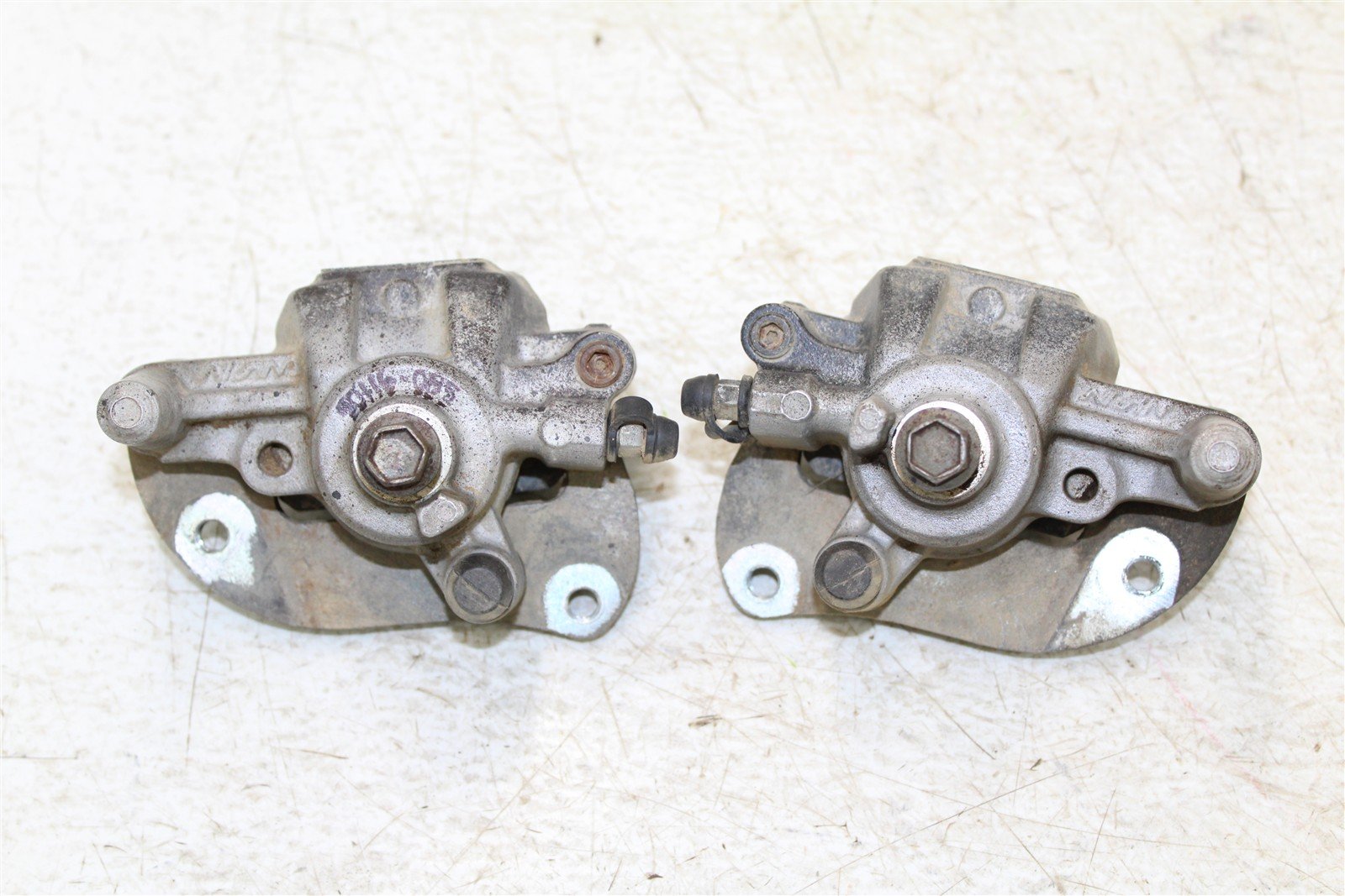 2008 Yamaha Raptor 250 Front Brake Calipers Set Left Right 50116