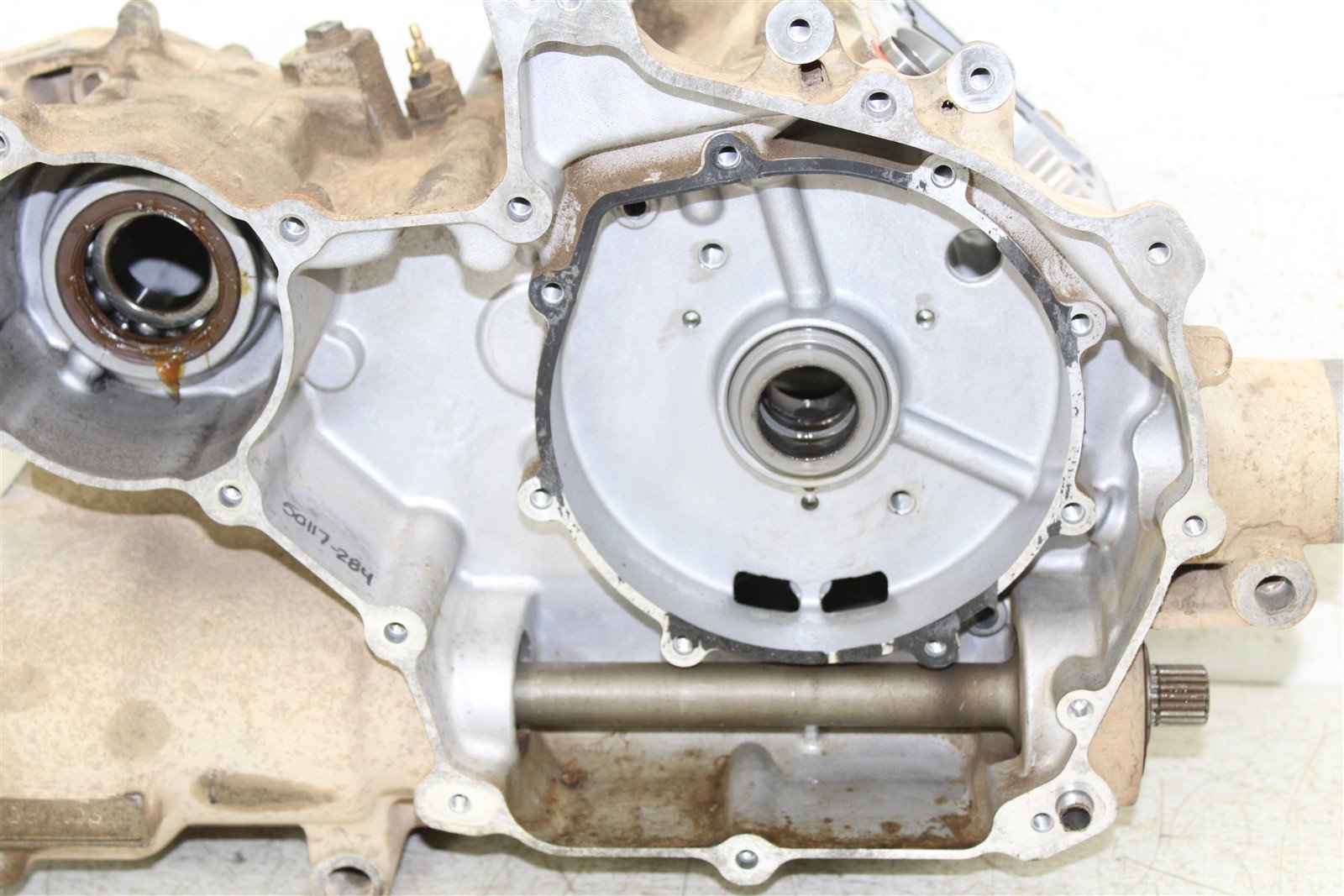 2004 Yamaha Bruin 350 4x4 Engine Cases Crankcase Left Right 50117