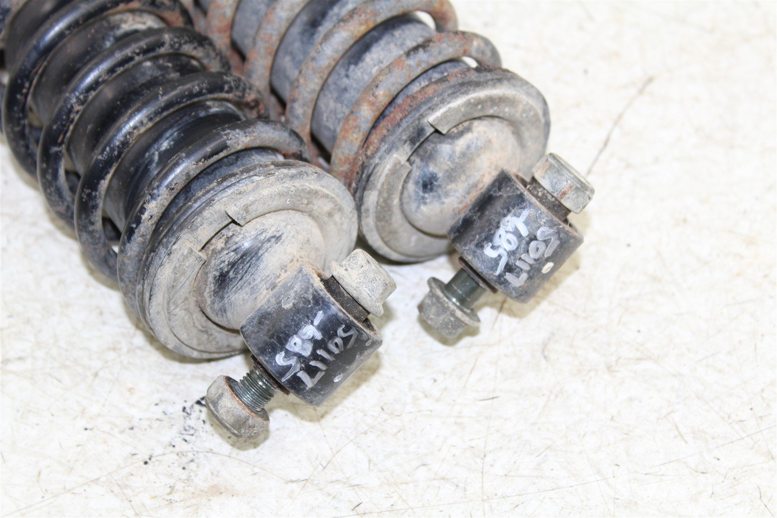 2004 Yamaha Bruin 350 4x4 Front Shocks Spring Absorber Left Right 50117
