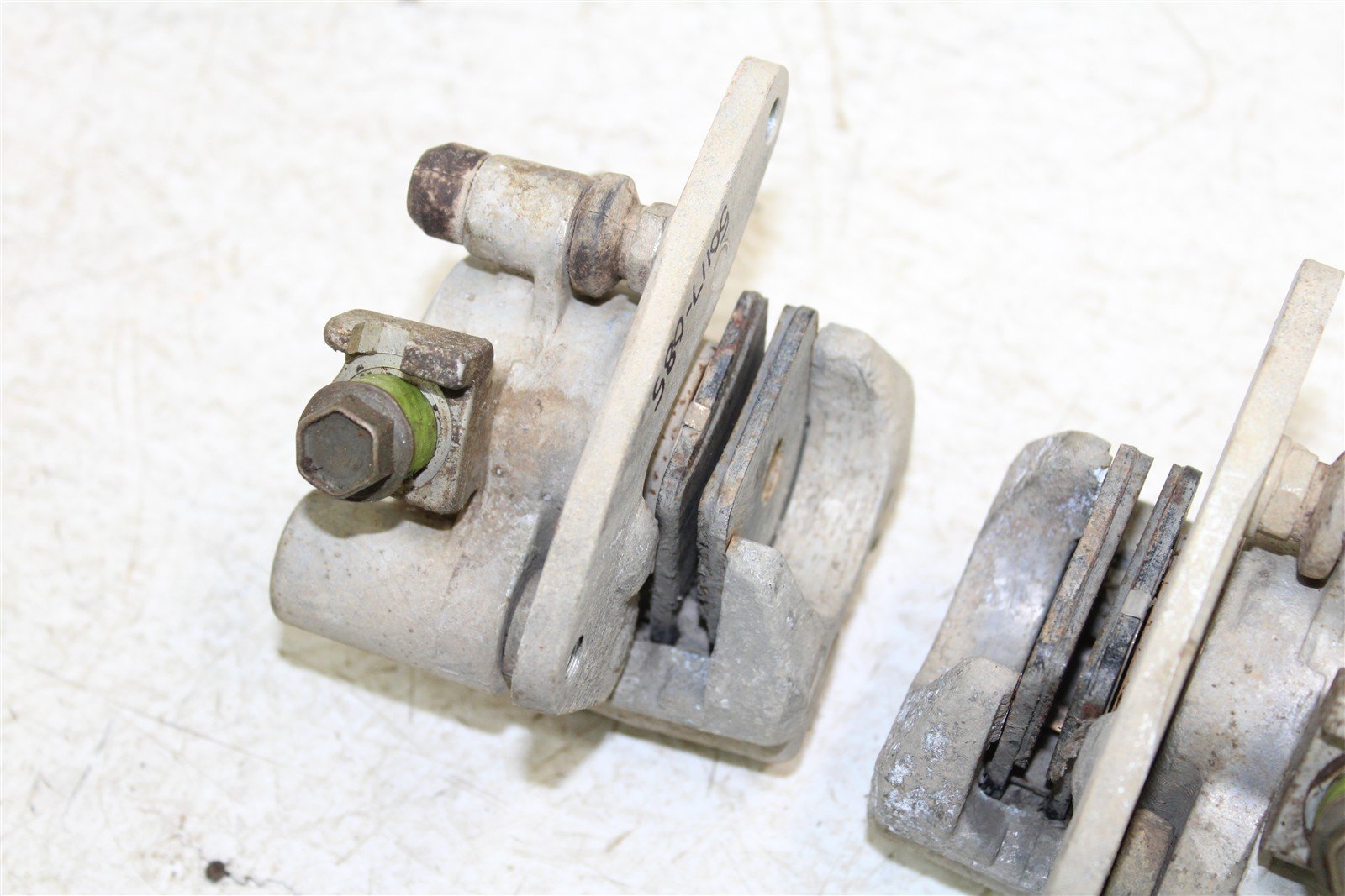 2004 Yamaha Bruin 350 4x4 Front Brake Calipers Set Left Right 50117