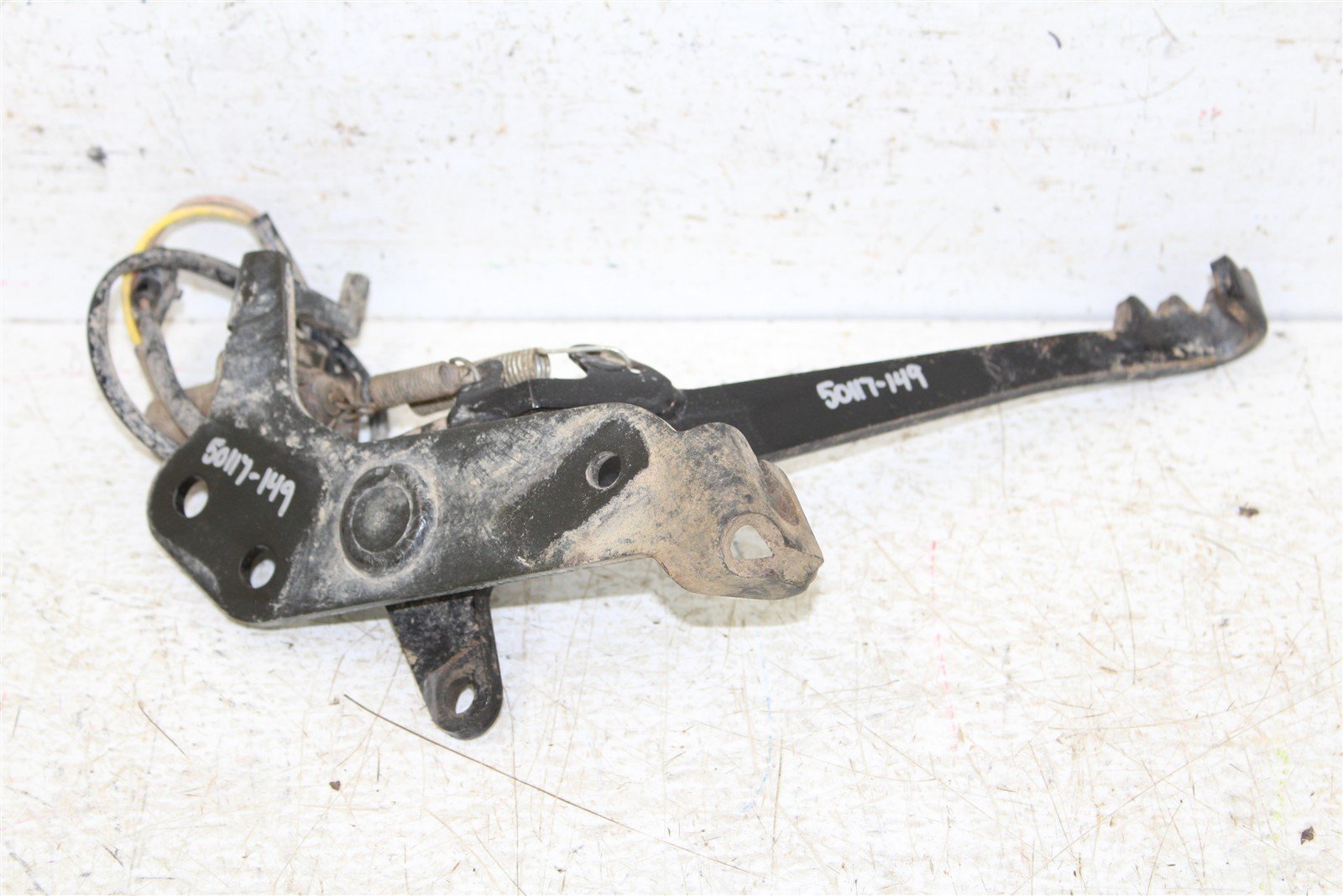2004 Yamaha Bruin 350 4x4 Rear Brake Pedal w/ Taillight Switch Mount 50117