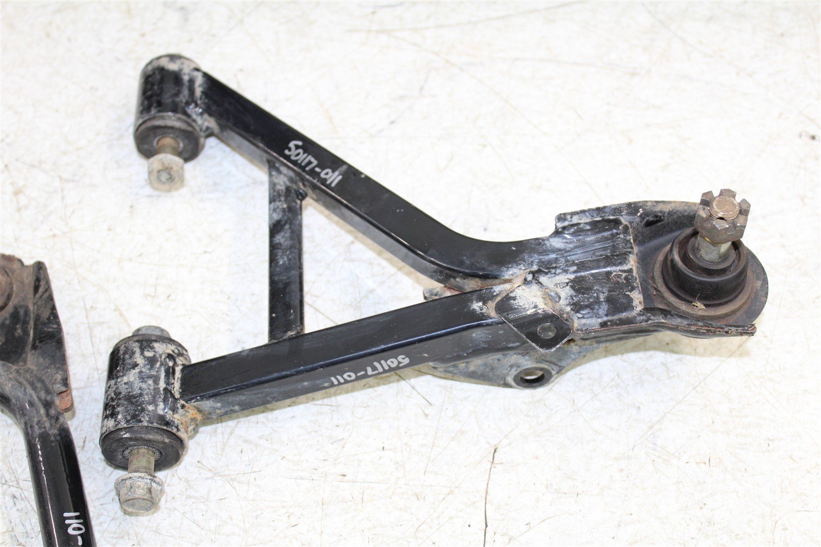 2004 Yamaha Bruin 350 4x4 Front Right Control A Arms Upper Lower 50117