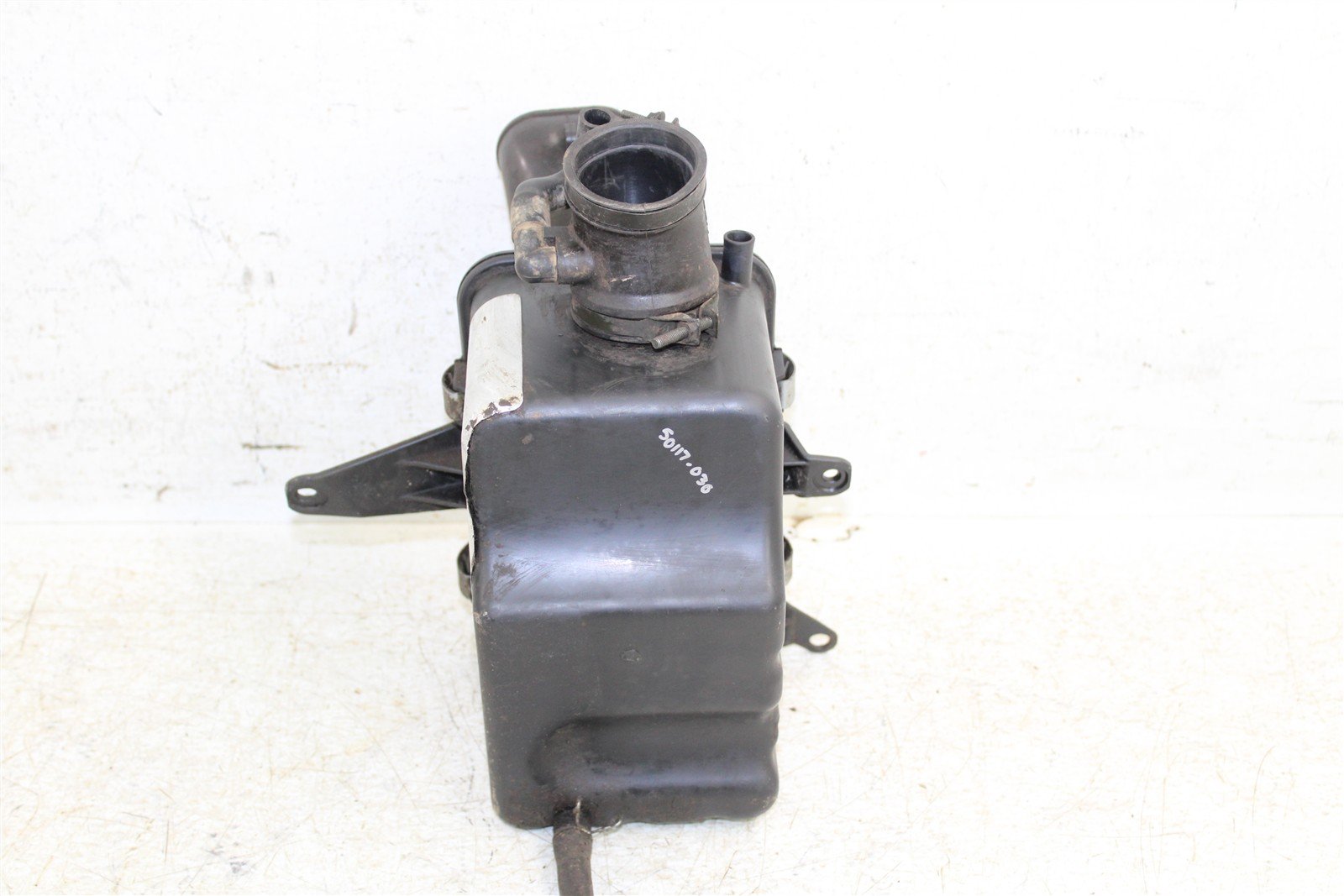 2004 Yamaha Bruin 350 4x4 Air Box Intake Housing Boot Filter Cage 50117