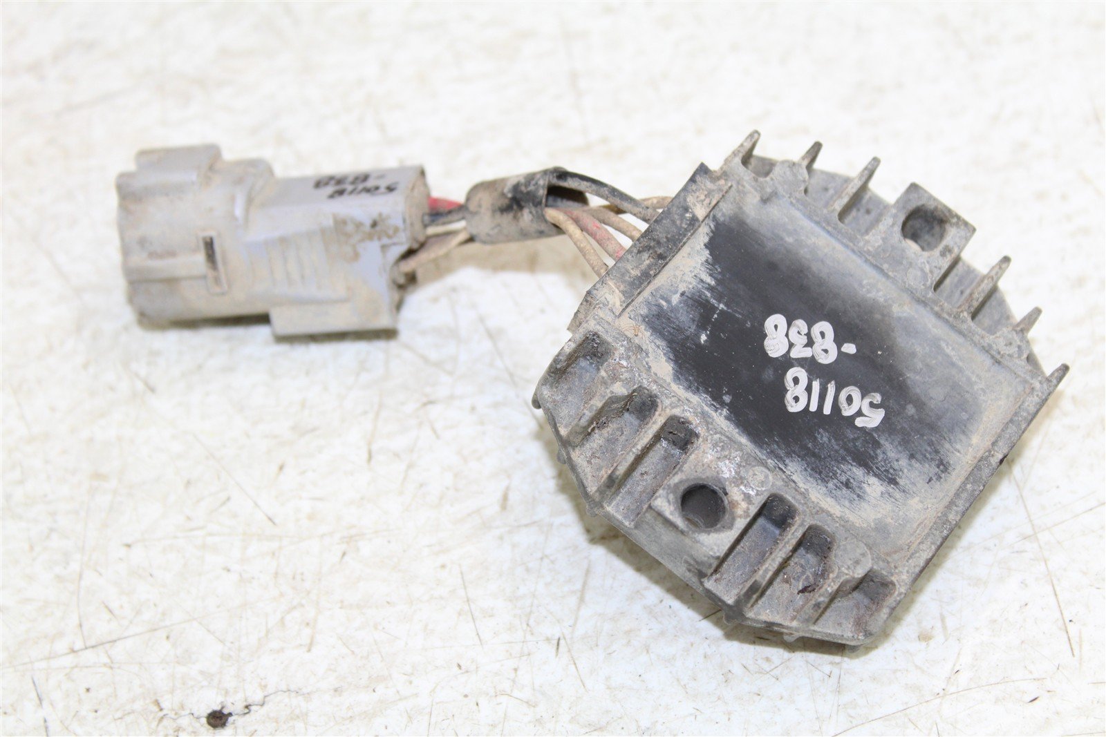 2004 Yamaha Wolverine 350 4x4 Voltage Regulator Rectifier 50118