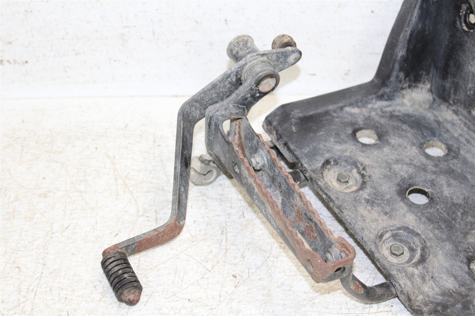 2004 Yamaha Wolverine 350 4x4 Left Heel Guard w/ Shifter 50118