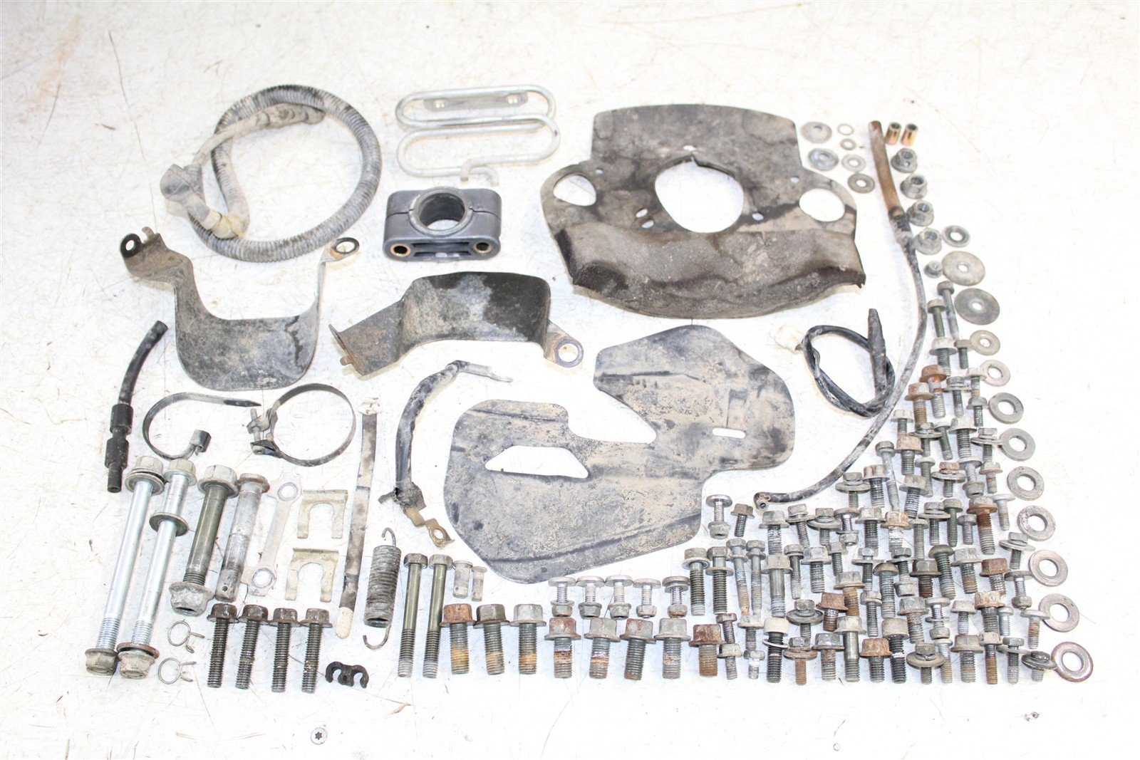 2004 Yamaha Wolverine 350 4x4 Chassis Bolt Kit Hardware Bracket Mount Wire 50118