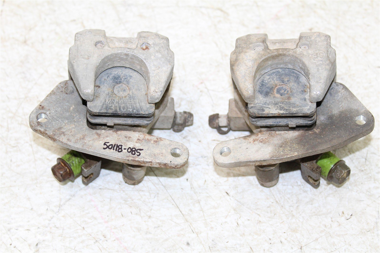 2004 Yamaha Wolverine 350 4x4 Front Brake Calipers Set Left Right 50118