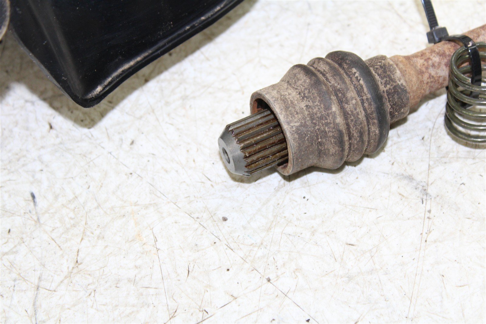 2004 Yamaha Wolverine 350 4x4 Front Drive Shaft Assembly 50118