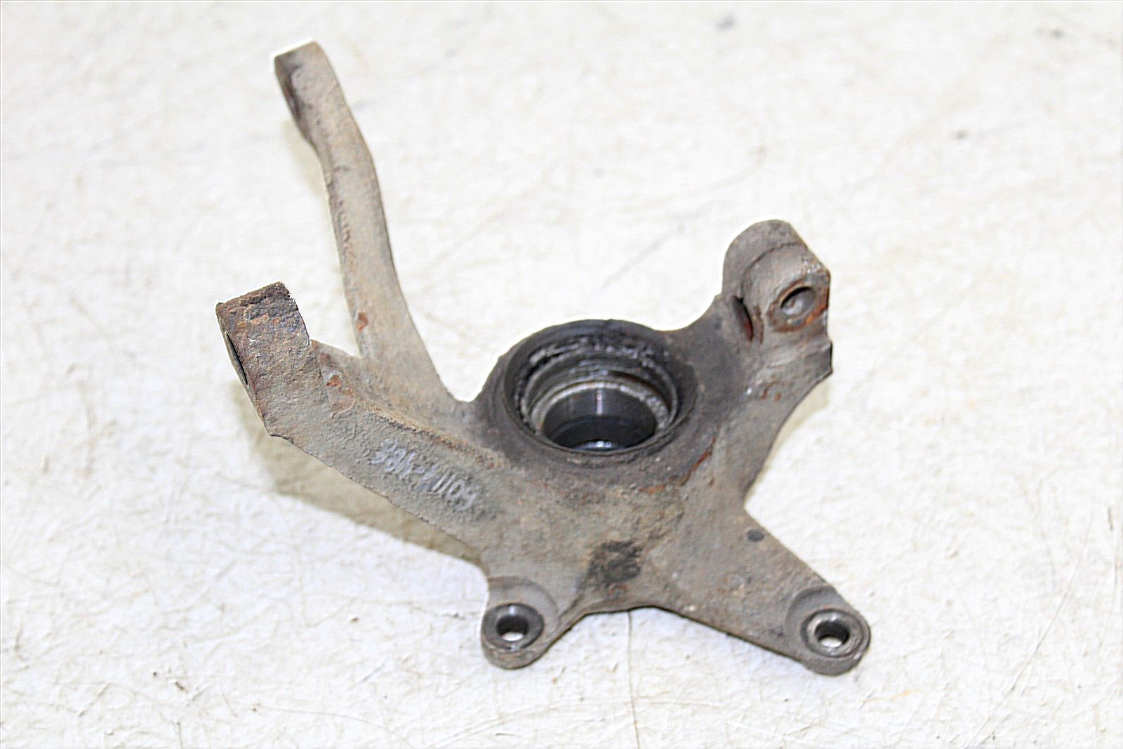 1995 Yamaha Wolverine 350 4x4 Front Right Knuckle Control Arm Mount 50119