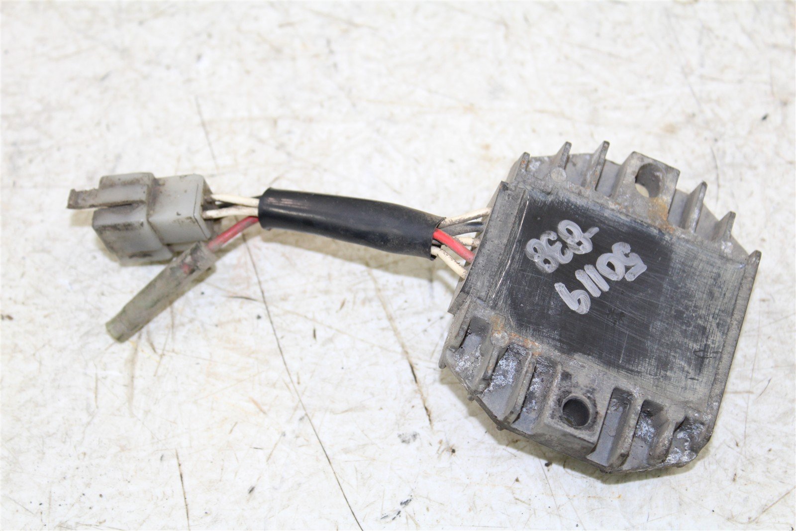1995 Yamaha Wolverine 350 4x4 Voltage Regulator Rectifier 50119
