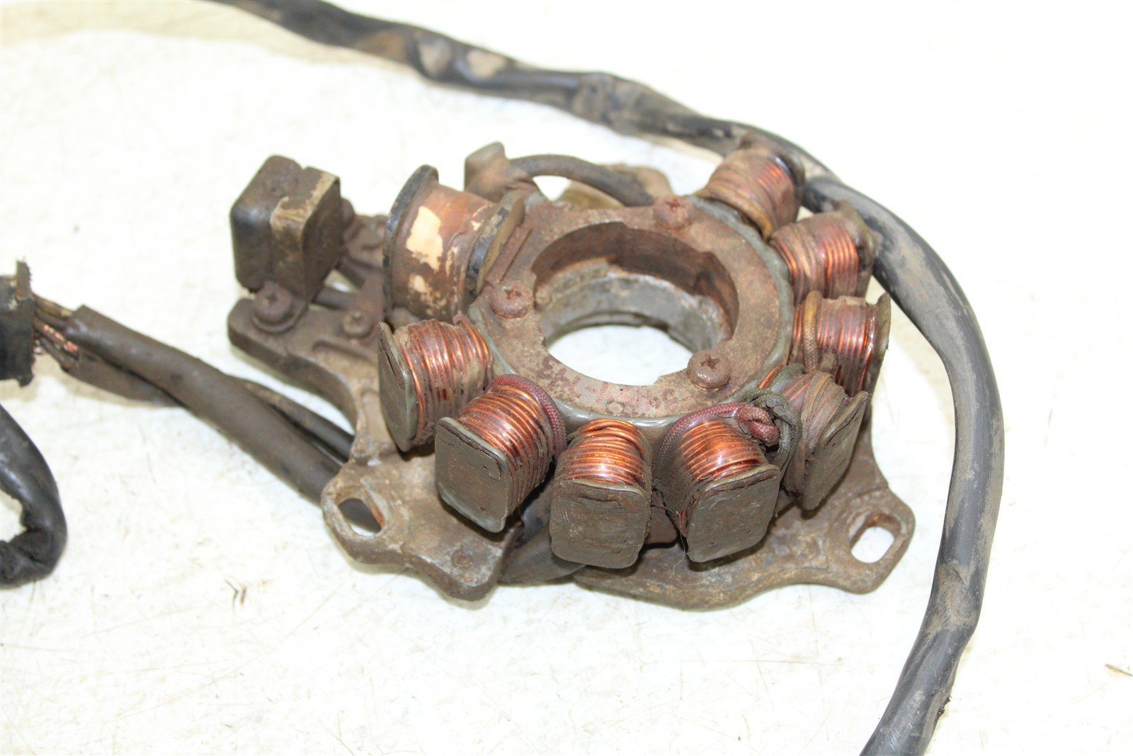 2001 Polaris Xplorer 400 4x4 Stator Magneto Generator Coil 34154