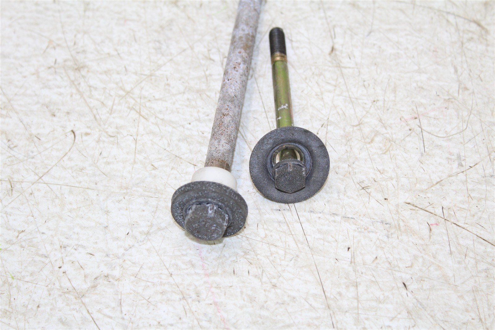 2001 Polaris Xplorer 400 4x4 Clutch Bolts Primary Secondary 34154