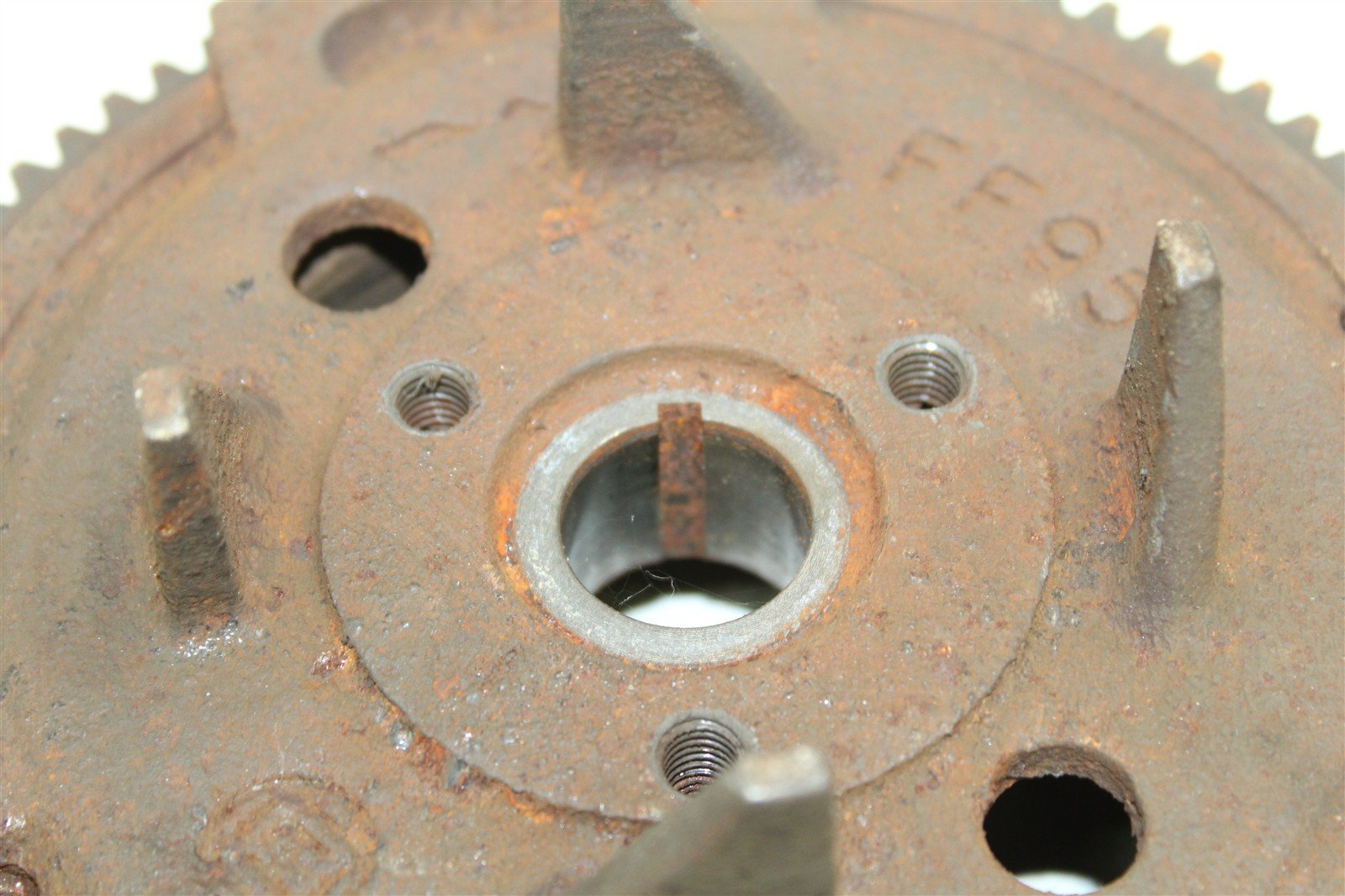2001 Polaris Xplorer 400 4x4 Flywheel Magneto 34154