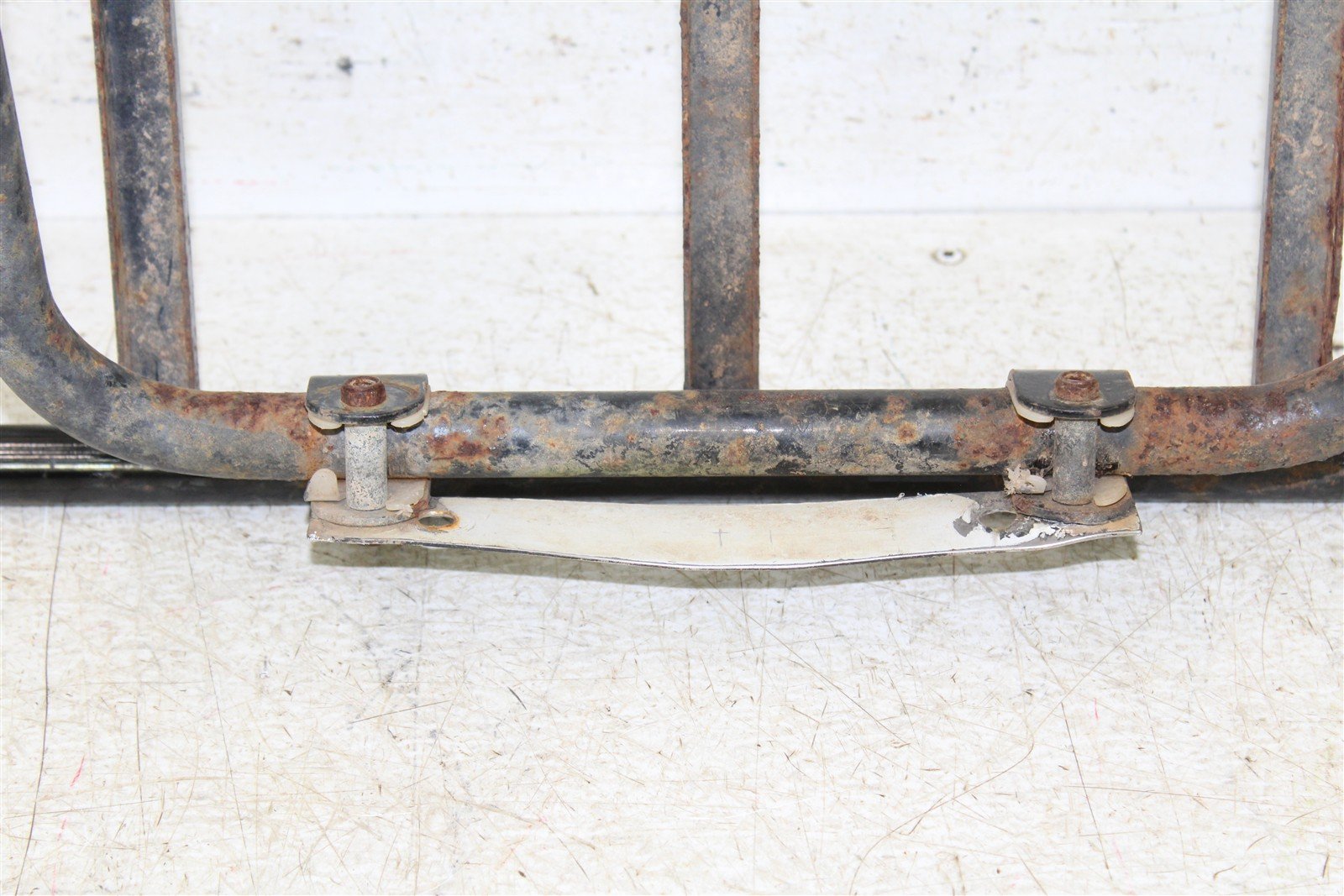 1998 Yamaha Grizzly 600 4x4 Rear Rack Mount Carrier w/ Support 50120