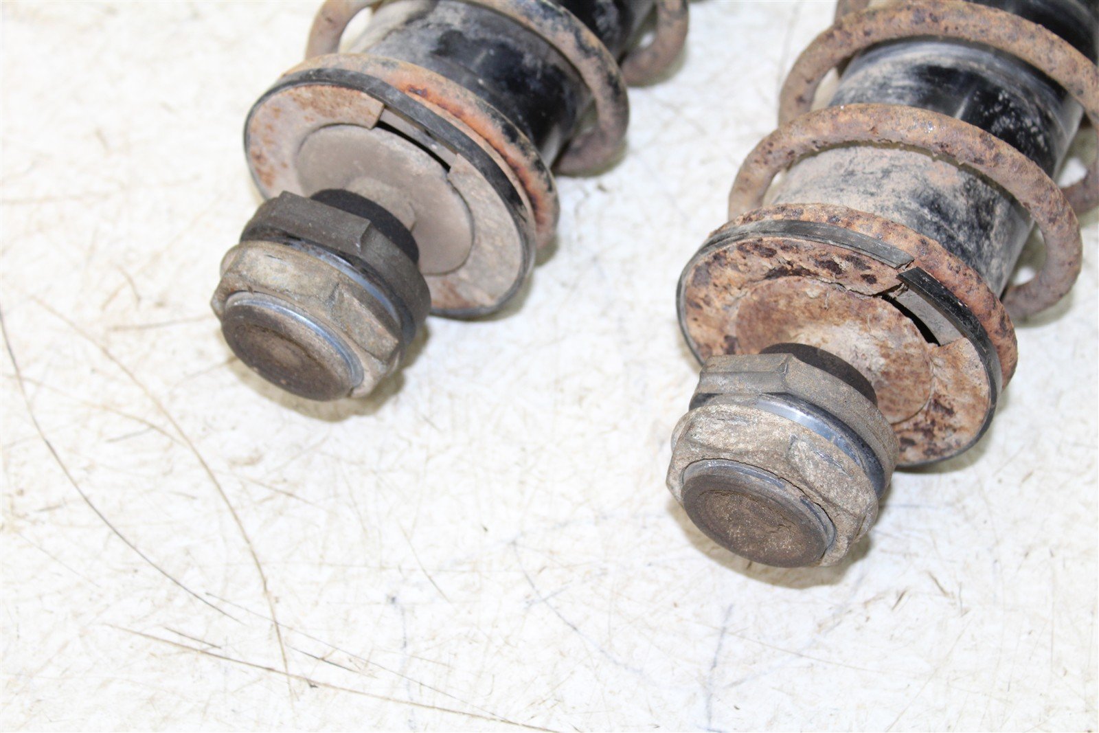 1998 Yamaha Grizzly 600 4x4 Front Shocks Spring Absorber Left Right 50120
