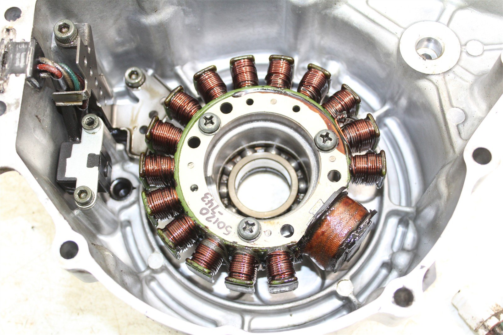 1998 Yamaha Grizzly 600 4x4 Stator Magneto Generator Coil w/ Cover 50120