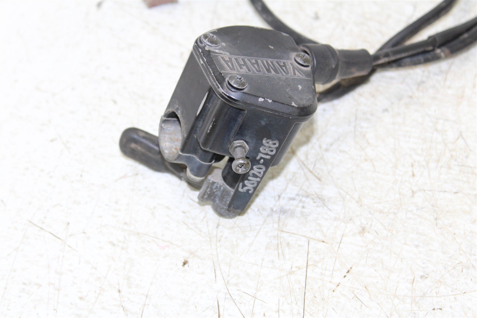1998 Yamaha Grizzly 600 4x4 Throttle Lever Housing w/ Cable 50120