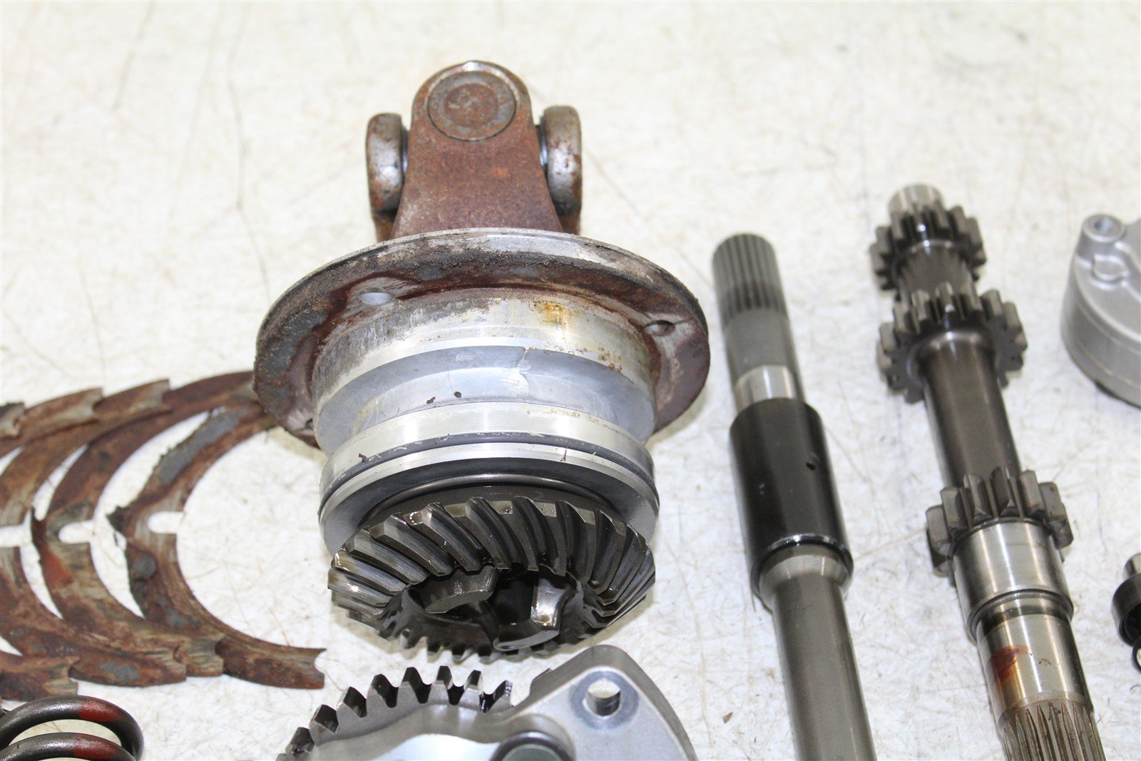 1998 Yamaha Grizzly 600 4x4 Transmission Gears Shift Shaft Forks Drum 50120