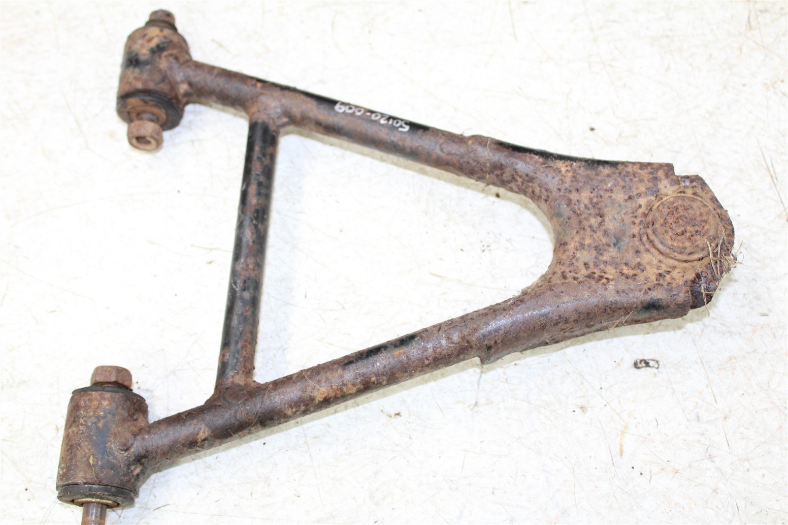 1998 Yamaha Grizzly 600 4x4 Front Lower Control A Arms 50120