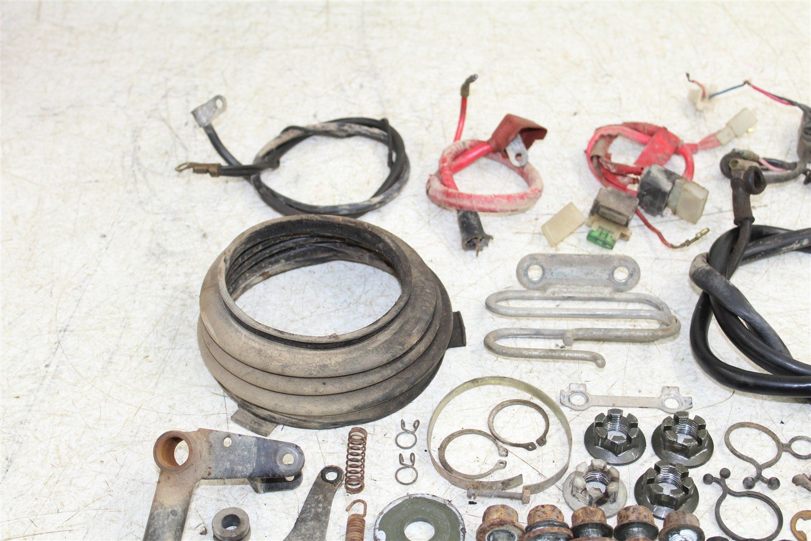 1998 Yamaha Grizzly 600 4x4 Chassis Bolt Kit Hardware Bracket Mount Wire 50120