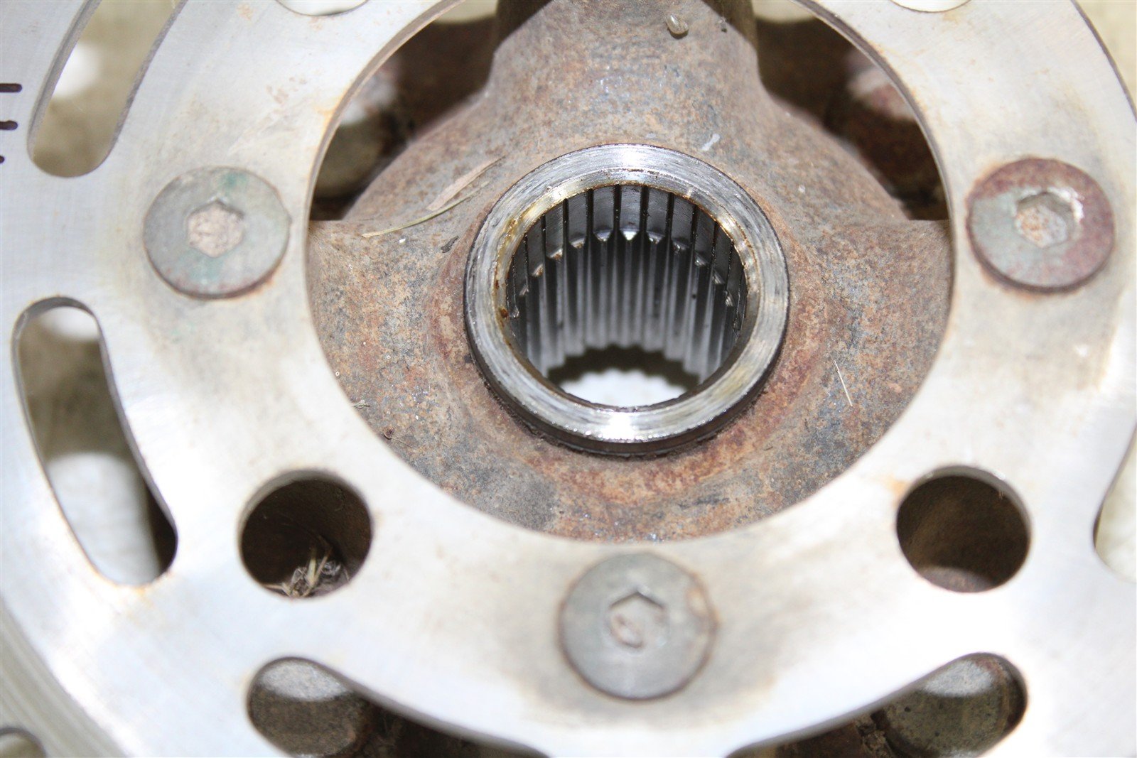 1998 Yamaha Grizzly 600 4x4 Front Hubs Brake Rotors 50120