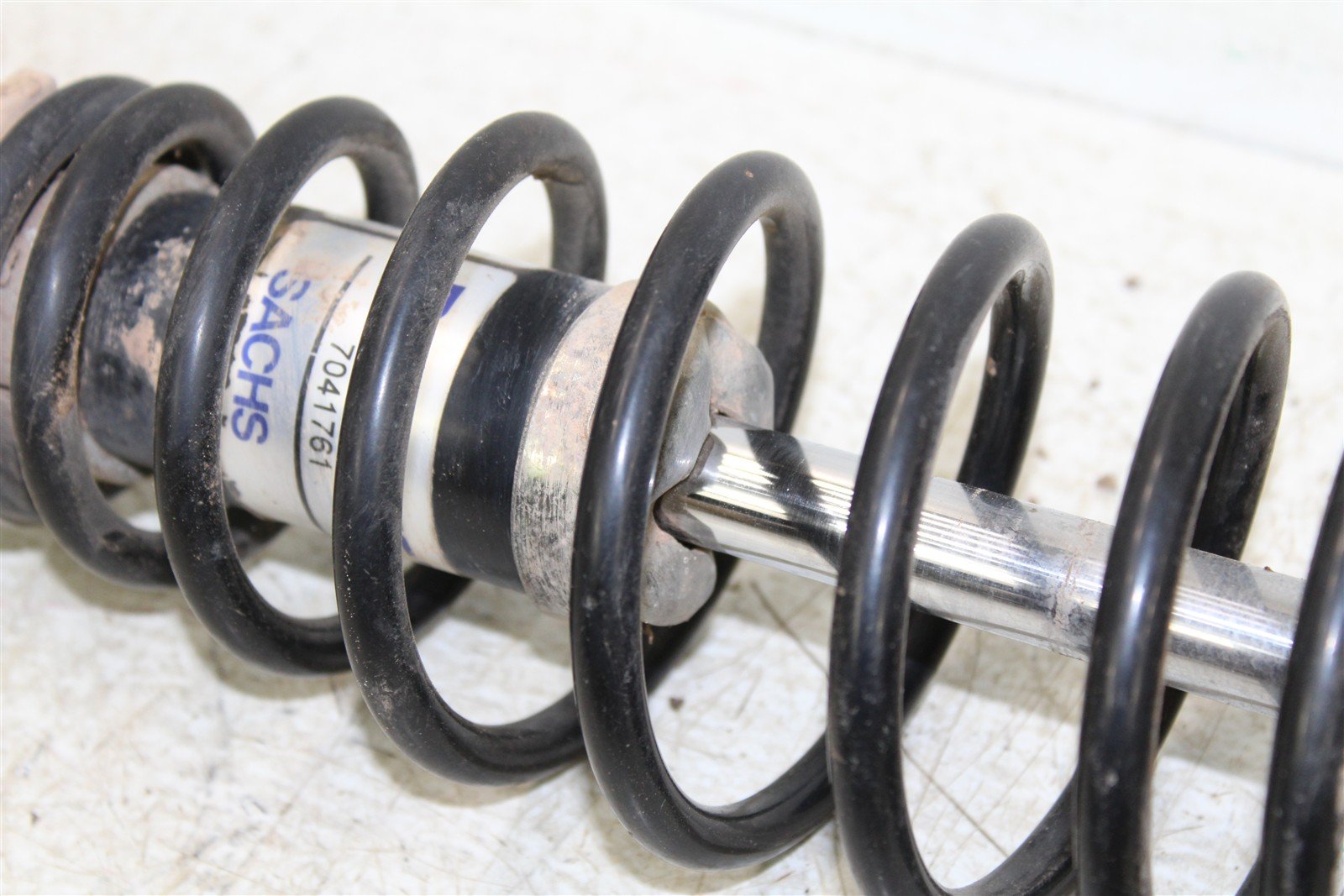 2001 Polaris Magnum 325 2x4 Front Shocks Spring Absorber Left Right 34155