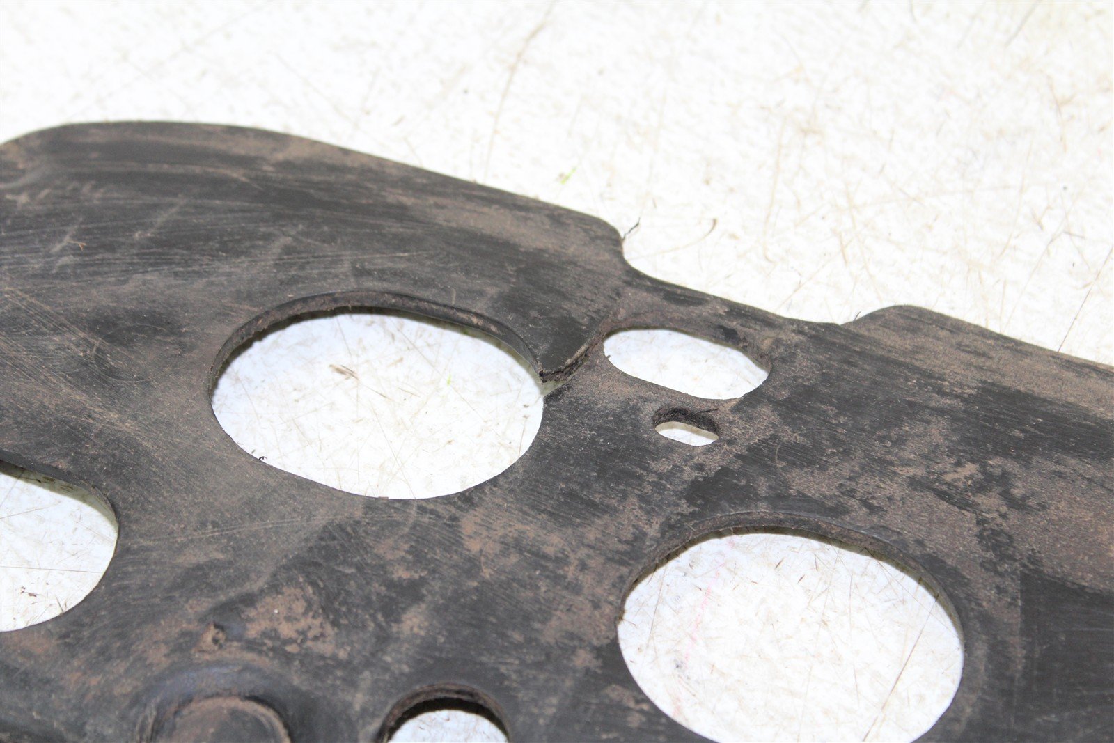 2001 Polaris Magnum 325 2x4 Skid Plate Engine Guard 34155