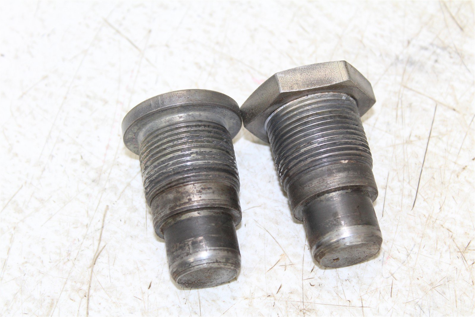 2001 Polaris Magnum 325 2x4 Swingarm Pivot Bolts Swing Arm 34155
