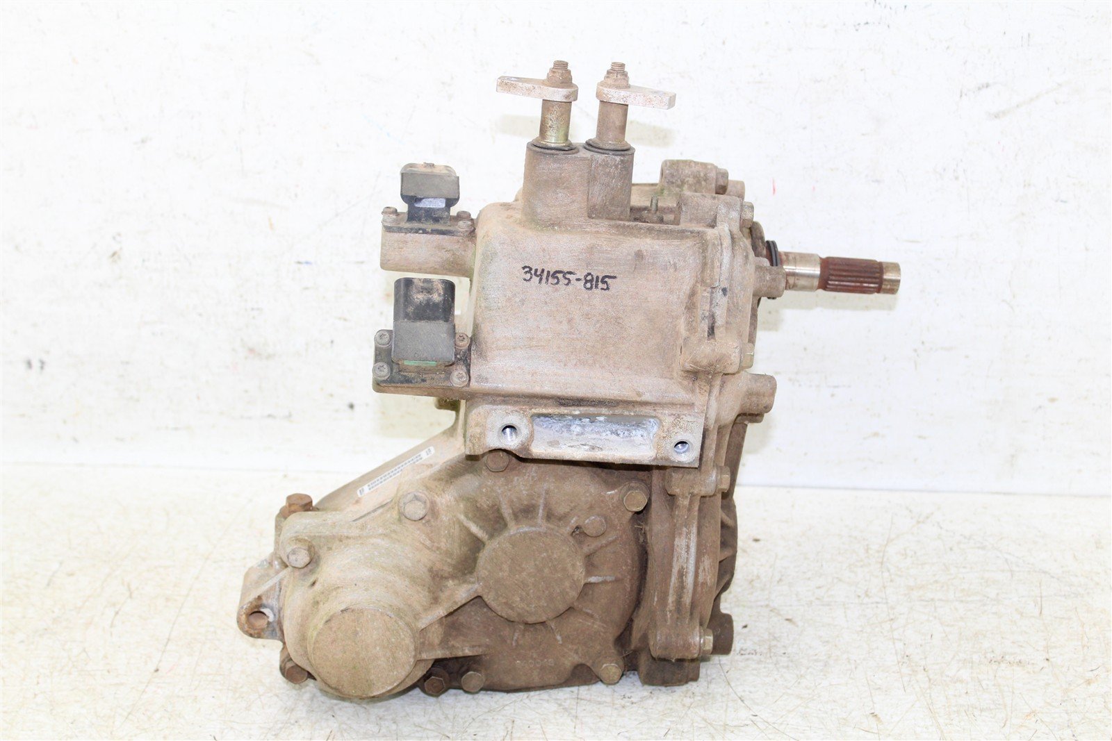 2001 Polaris Magnum 325 2x4 Transmission Gear Box Case 34155