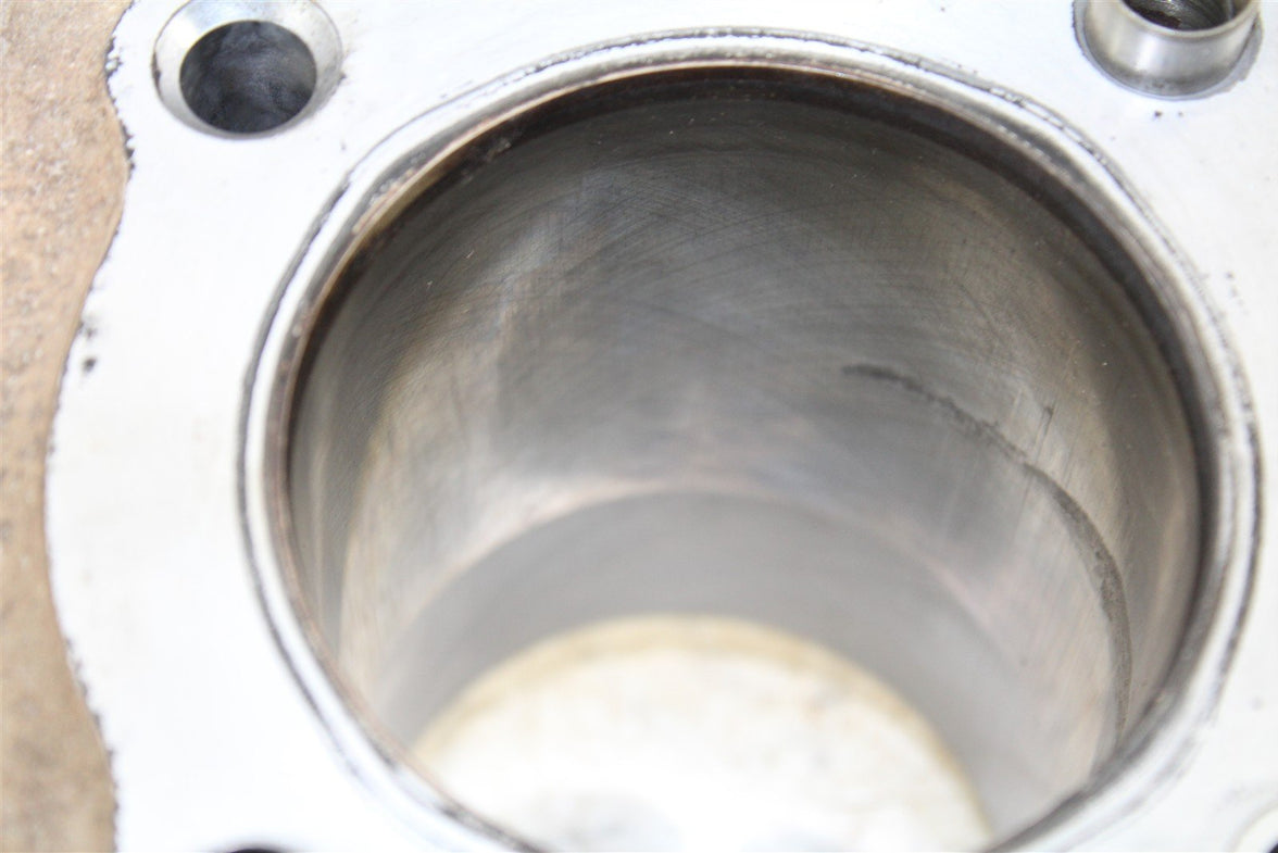 2001 Polaris Magnum 325 2x4 Engine Cylinder Jug 34155
