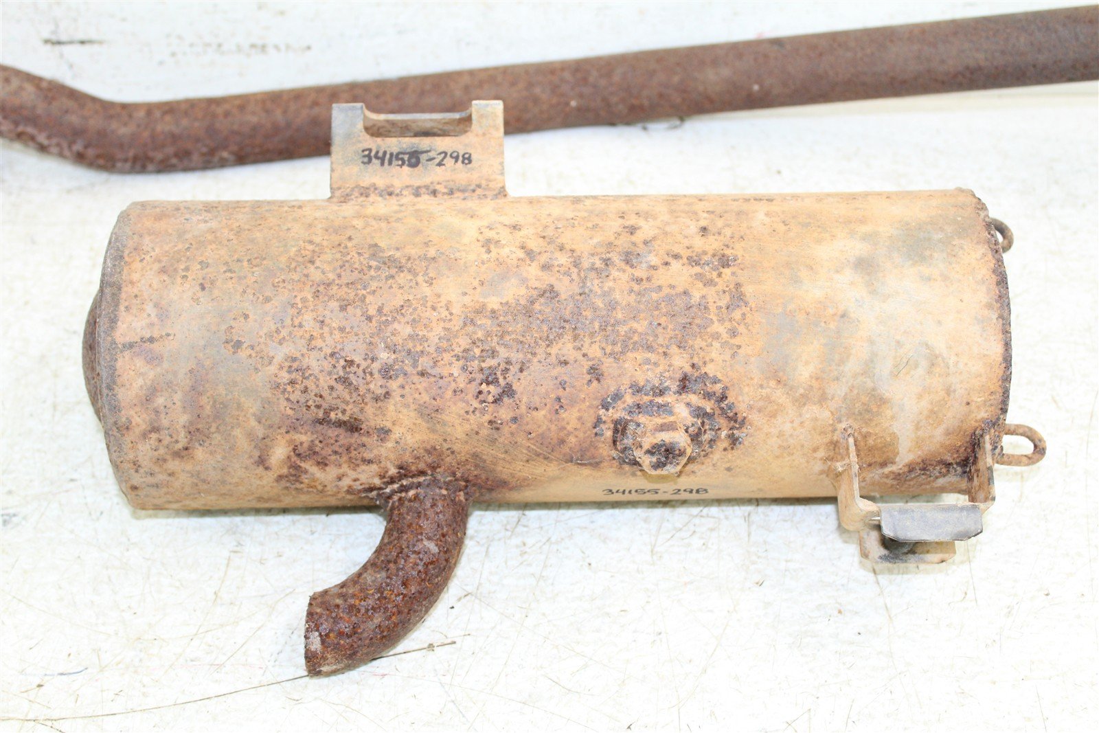 2001 Polaris Magnum 325 2x4 Exhaust Head Pipe Silencer Muffler 34155