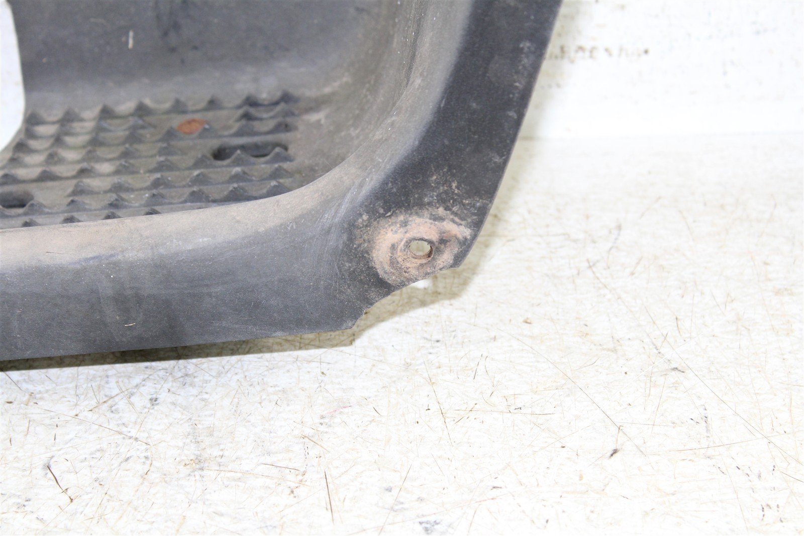 2001 Polaris Magnum 325 2x4 Right Foot Well Rest 34155