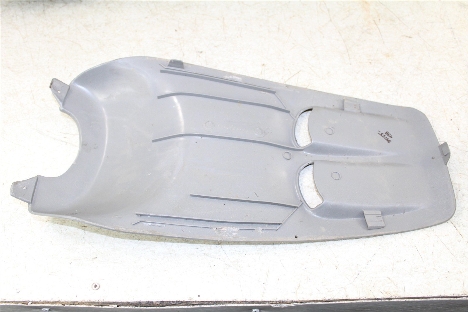 2001 Polaris Magnum 325 2x4 Front Hood Plastic Fender 34155