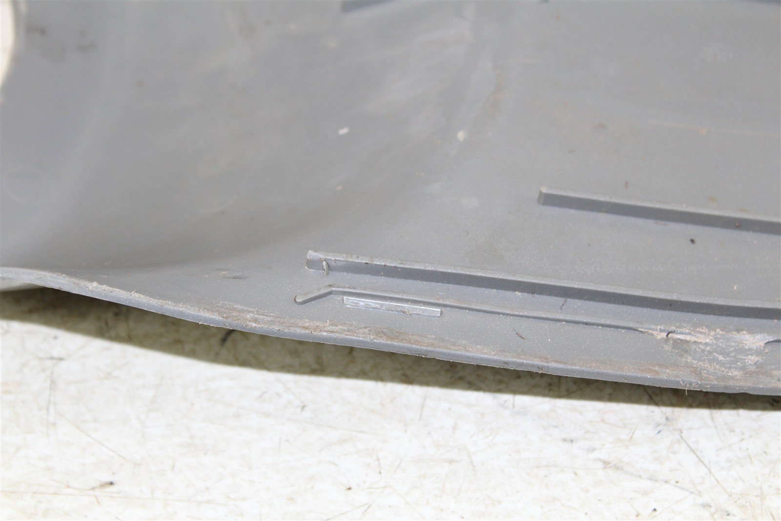 2001 Polaris Magnum 325 2x4 Front Hood Plastic Fender 34155