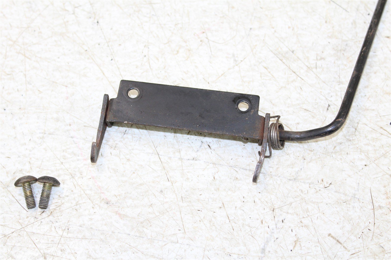 2001 Arctic Cat 500 Manual 4x4 Seat Latch 00022