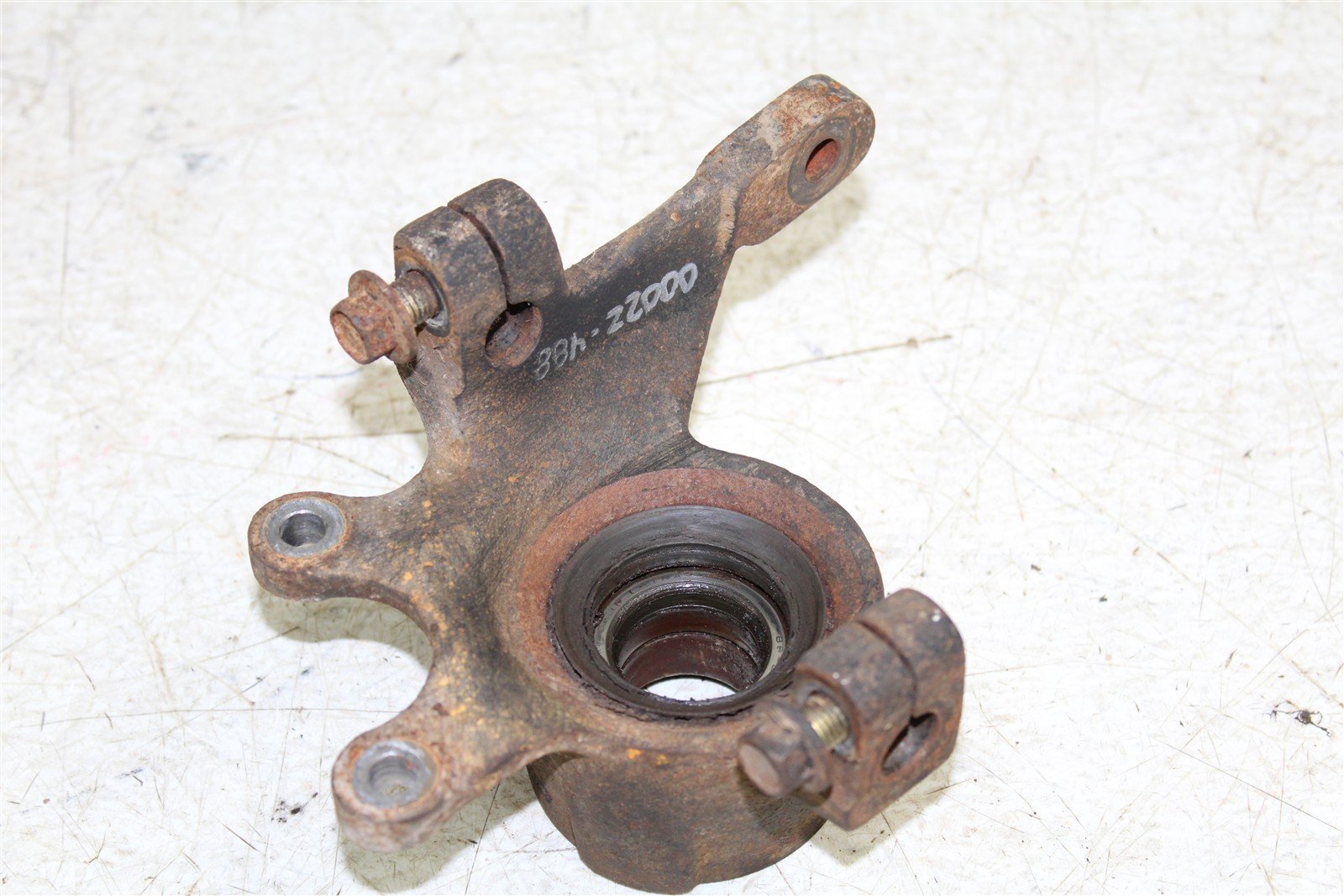 2001 Arctic Cat 500 Manual 4x4 Front Right Knuckle Control Arm Mount 00022