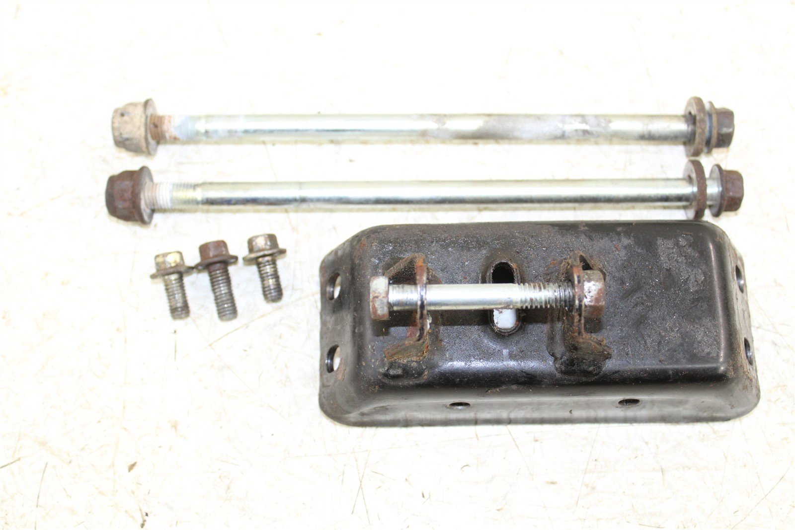 2001 Arctic Cat 500 Manual 4x4 Engine Mounts Motor Brackets 00022