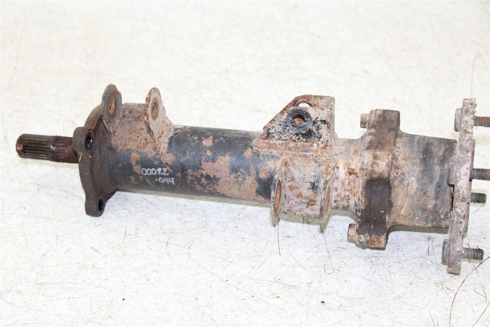 2001 Arctic Cat 500 Manual 4x4 Left Rear Axle w/ Housing & Hub 00022