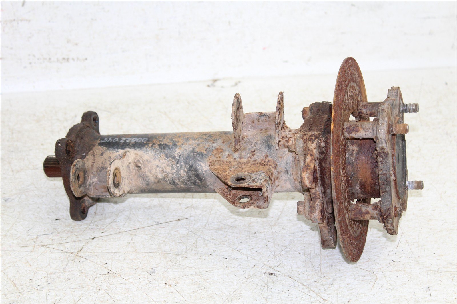 2001 Arctic Cat 500 Manual 4x4 Right Rear Axle w/ Housing & Hub 00022