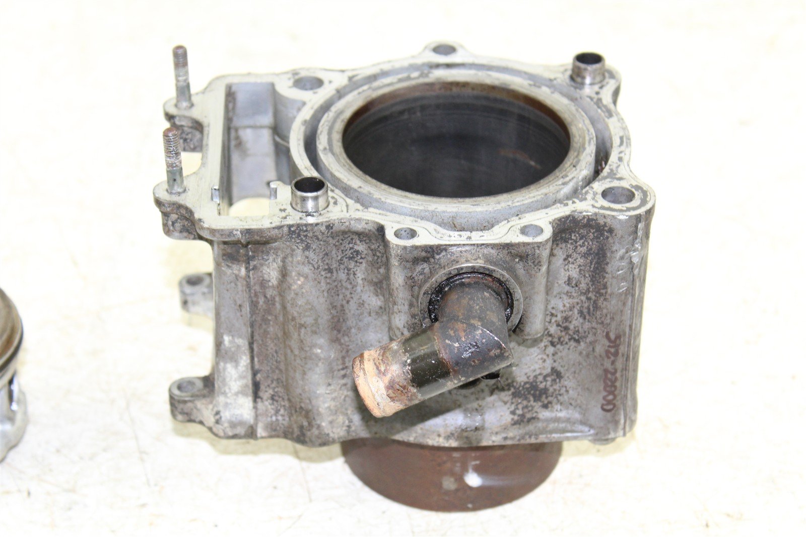 2001 Arctic Cat 500 Manual 4x4 Engine Cylinder Jug w/ Piston 00022