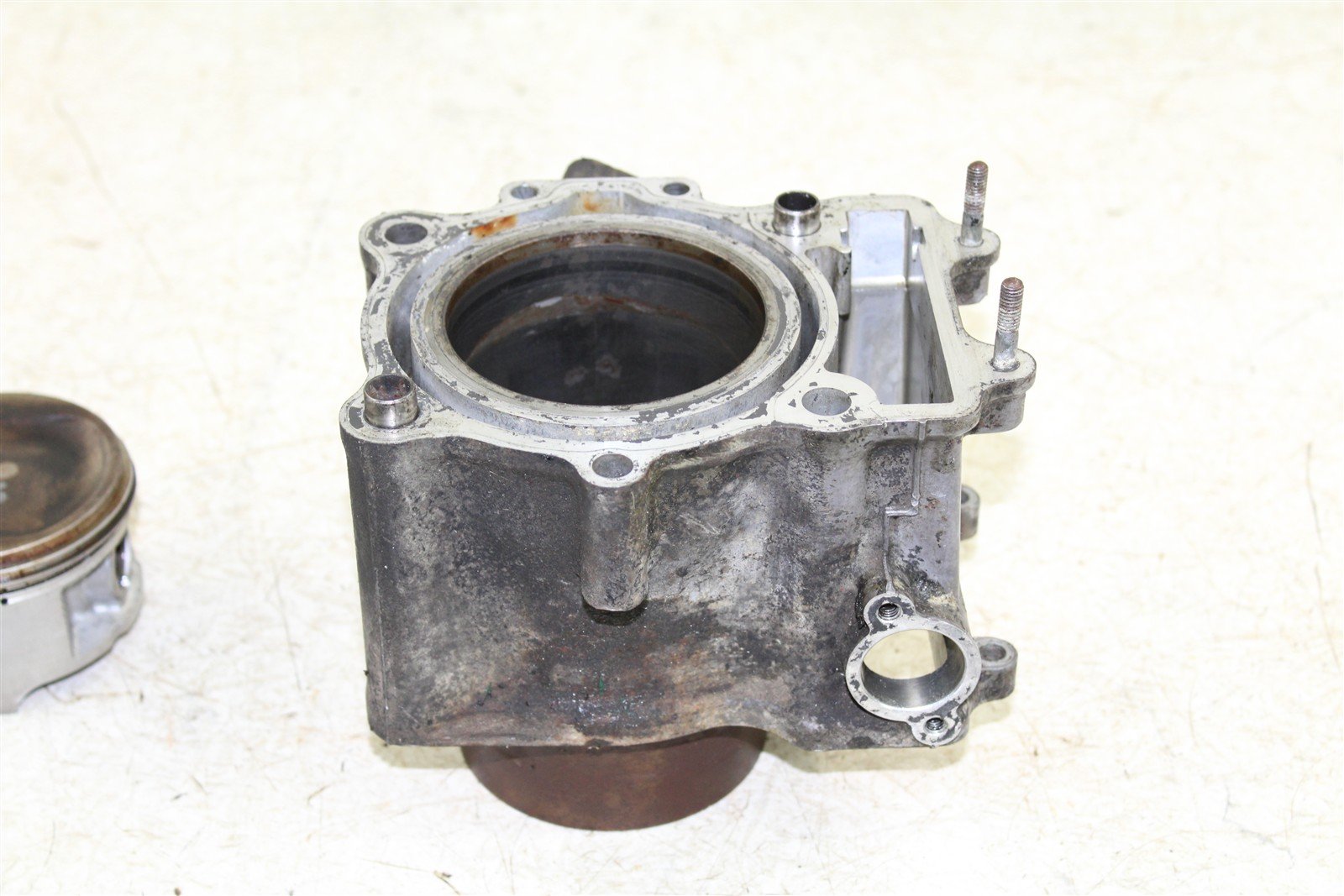 2001 Arctic Cat 500 Manual 4x4 Engine Cylinder Jug w/ Piston 00022