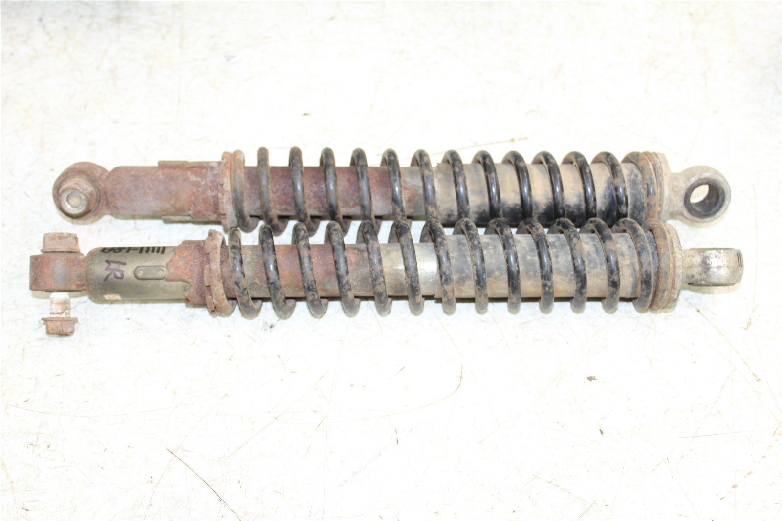 1987 Honda Fourtrax 350D Rear Shocks Spring Absorber Left Right 11111