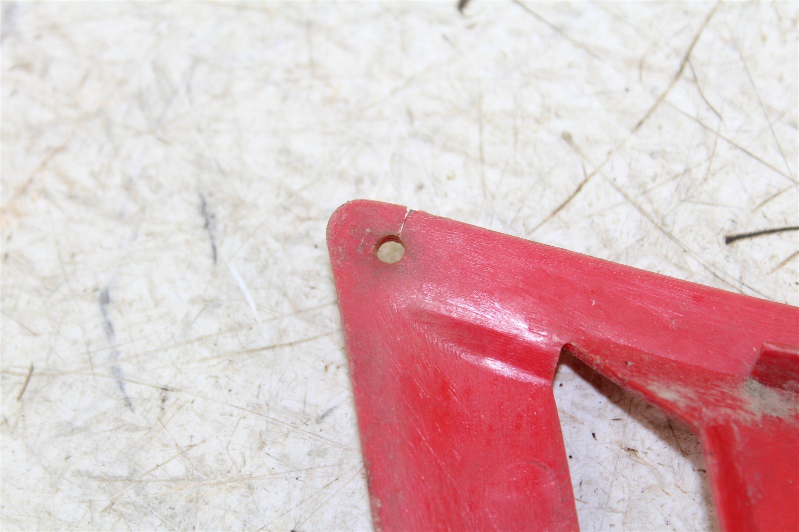 1987 Honda Fourtrax 350D Right Plastic Side Panel Vent 11111